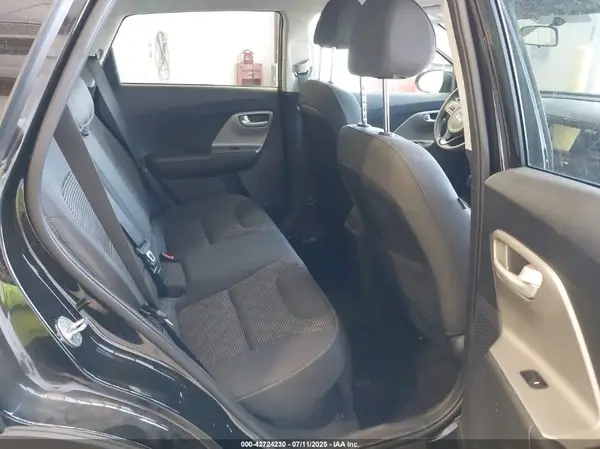 KNDCB3LCXH5084924 2017 KIA NIRO - Image 8