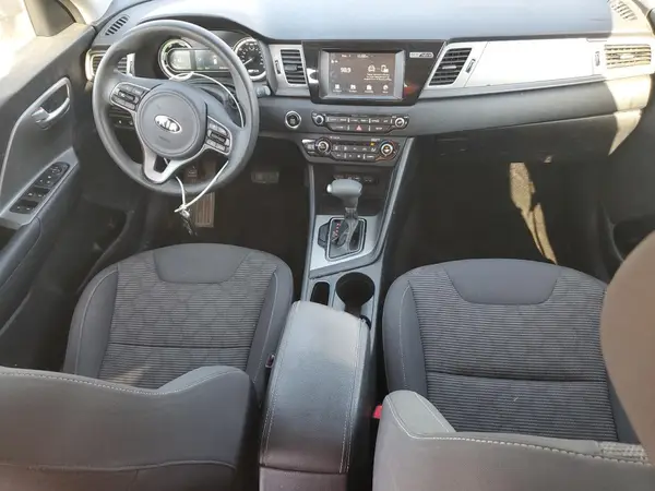 KNDCB3LCXH5097480 2017 KIA NIRO - Image 8