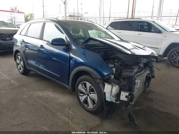 KNDCB3LCXH5101477 2017 KIA NIRO - Image 1