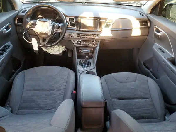 KNDCB3LCXH5101558 2017 KIA NIRO - Image 8