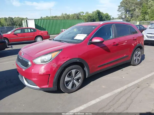 KNDCB3LCXJ5111920 2018 KIA NIRO - Image 2