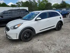 KNDCB3LCXJ5119094 2018 KIA NIRO