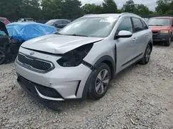 KNDCB3LCXJ5123257 2018 KIA NIRO