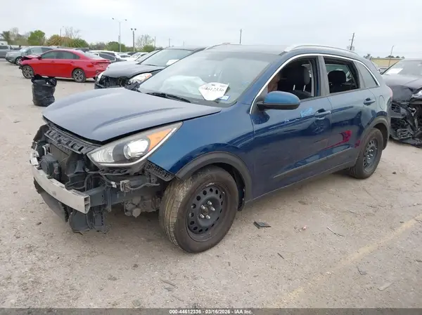 KNDCB3LCXJ5125168 2018 KIA NIRO - Image 2