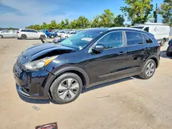 KNDCB3LCXJ5129821 2018 KIA NIRO