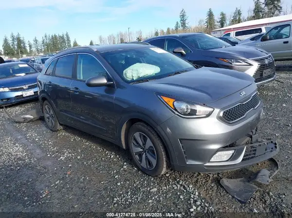 KNDCB3LCXJ5142861 2018 KIA NIRO - Image 1