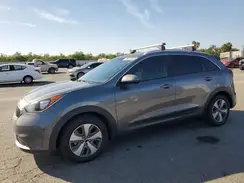 KNDCB3LCXJ5161944 2018 KIA NIRO