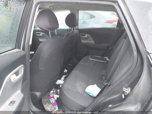 KNDCB3LCXJ5164858 2018 KIA NIRO - Image 8