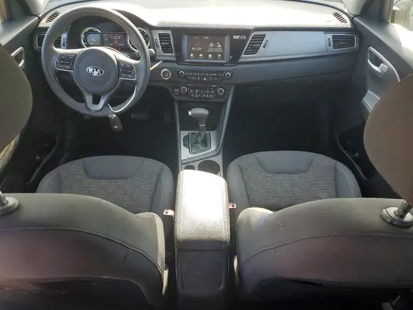 KNDCB3LCXJ5170692 2018 KIA NIRO - Image 8