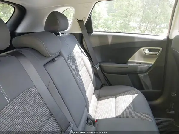 KNDCB3LCXJ5190196 2018 KIA NIRO - Image 8