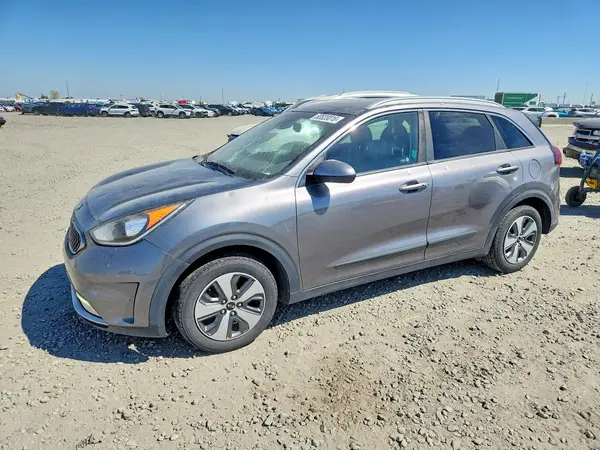 KNDCB3LCXJ5200080 2018 KIA NIRO - Image 1