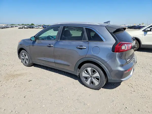 KNDCB3LCXJ5200080 2018 KIA NIRO - Image 2