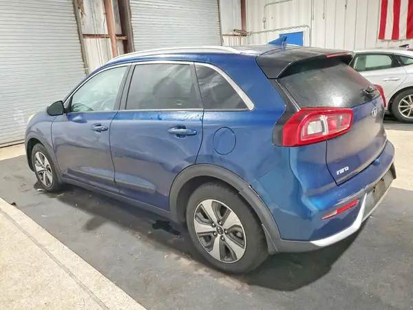 KNDCB3LCXJ5205604 2018 KIA NIRO - Image 2