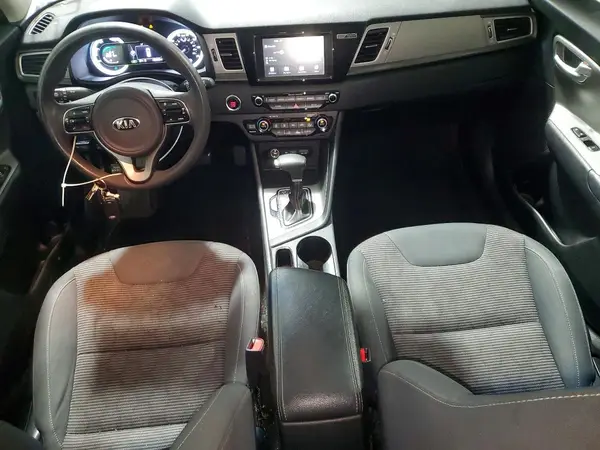 KNDCB3LCXJ5205604 2018 KIA NIRO - Image 8