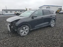 KNDCB3LCXJ5210463 2018 KIA NIRO