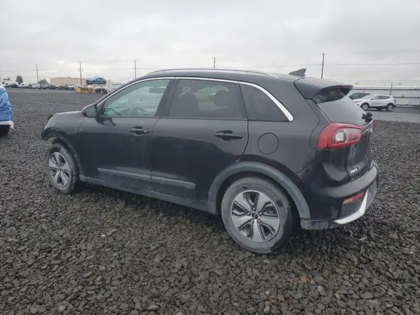 KNDCB3LCXJ5210463 2018 KIA NIRO - Image 2
