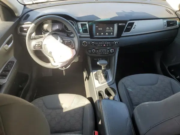 KNDCB3LCXJ5212133 2018 KIA NIRO - Image 8