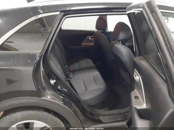 KNDCB3LCXK5217849 2019 KIA NIRO - Image 8