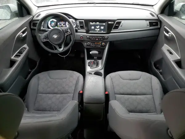 KNDCB3LCXK5218483 2019 KIA NIRO - Image 8