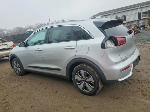 KNDCB3LCXK5240290 2019 KIA NIRO - Image 2