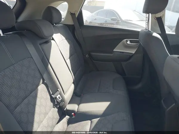 KNDCB3LCXK5241827 2019 KIA NIRO - Image 8