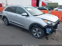 KNDCB3LCXK5243643 2019 KIA NIRO
