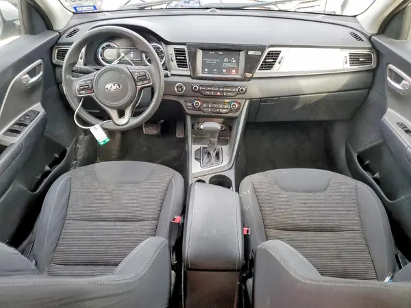 KNDCB3LCXK5249619 2019 KIA NIRO - Image 8