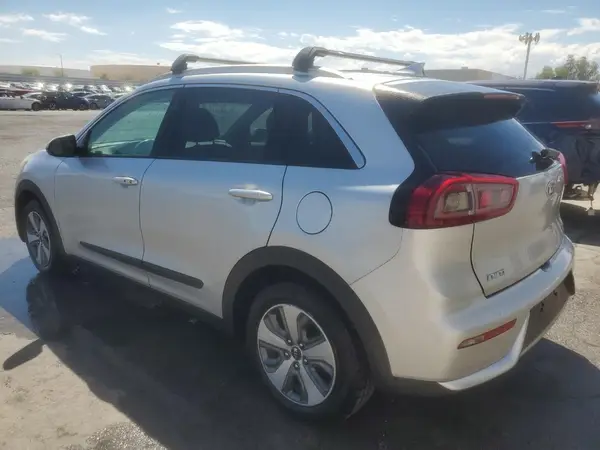 KNDCB3LCXK5250303 2019 KIA NIRO - Image 2
