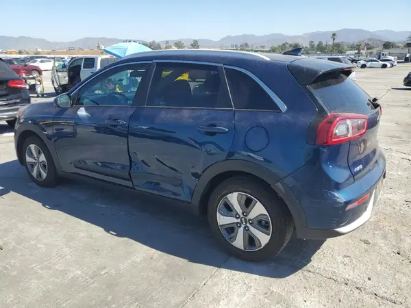 KNDCB3LCXK5252083 2019 KIA NIRO - Image 2
