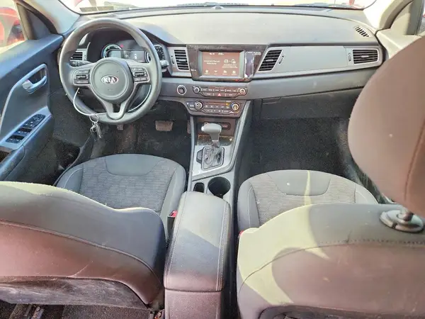 KNDCB3LCXK5256697 2019 KIA NIRO - Image 8