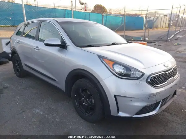 KNDCB3LCXK5257624 2019 KIA NIRO - Image 1
