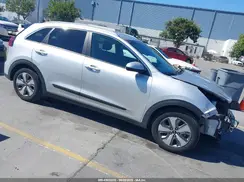 KNDCB3LCXK5259812 2019 KIA NIRO