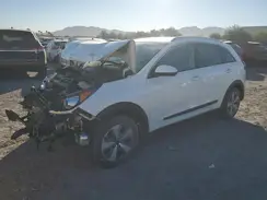 KNDCB3LCXK5286380 2019 KIA NIRO