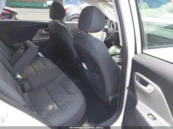 KNDCB3LCXK5294141 2019 KIA NIRO - Image 8