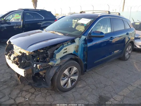 KNDCB3LCXK5297489 2019 KIA NIRO - Image 2