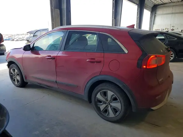 KNDCB3LCXK5322052 2019 KIA NIRO - Image 2