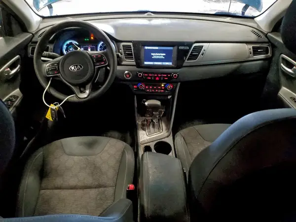 KNDCB3LCXK5328594 2019 KIA NIRO - Image 8