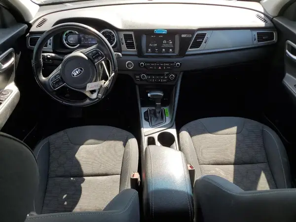 KNDCB3LCXK5345704 2019 KIA NIRO - Image 8