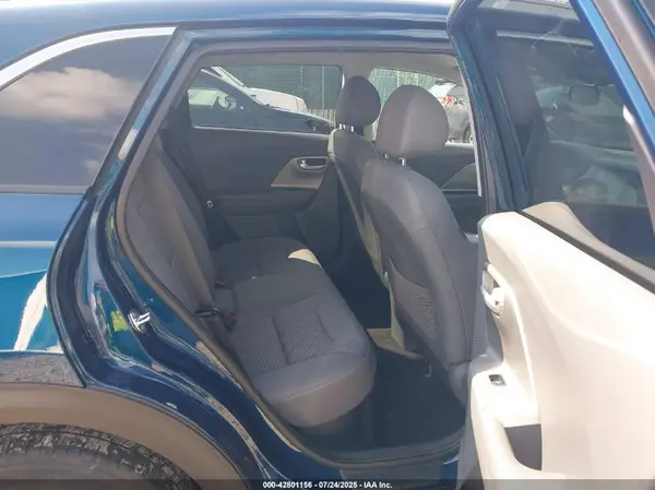 KNDCB3LCXL5361824 2020 KIA NIRO - Image 8