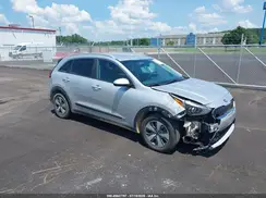 KNDCB3LCXL5394113 2020 KIA NIRO