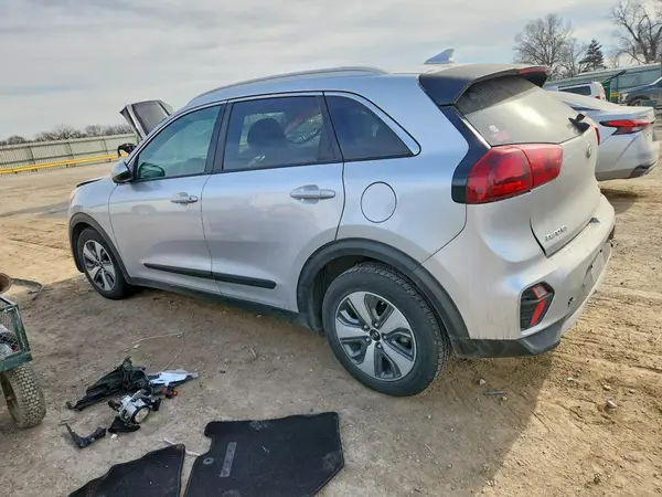 KNDCB3LCXL5399702 2020 KIA NIRO - Image 2