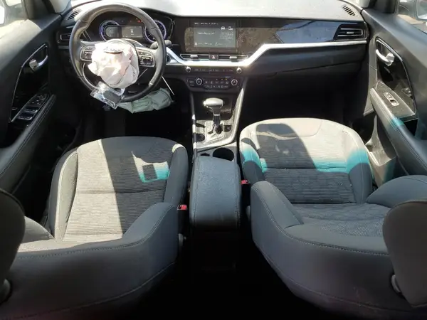 KNDCB3LCXL5423741 2020 KIA NIRO - Image 8