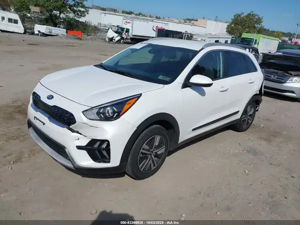 KNDCB3LCXL5423982 2020 KIA NIRO - Image 2