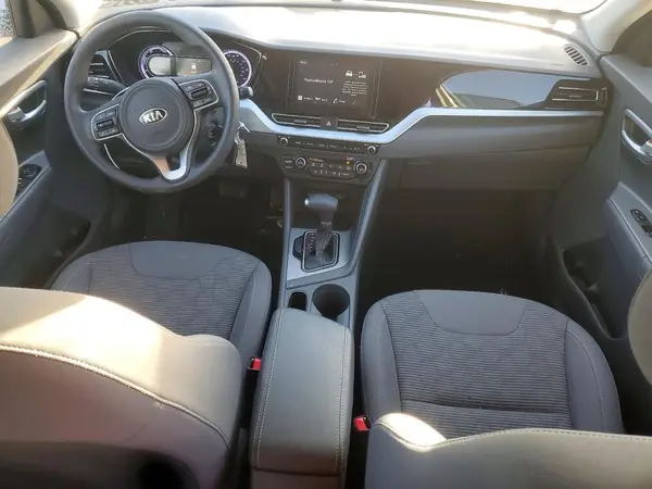 KNDCB3LCXL5424761 2020 KIA NIRO - Image 8