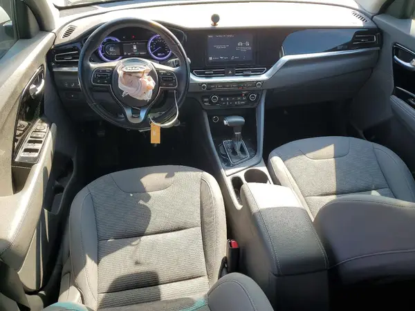 KNDCB3LCXM5468678 2021 KIA NIRO - Image 8