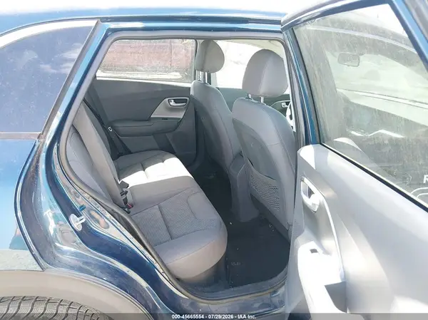 KNDCB3LCXM5470060 2021 KIA NIRO - Image 8
