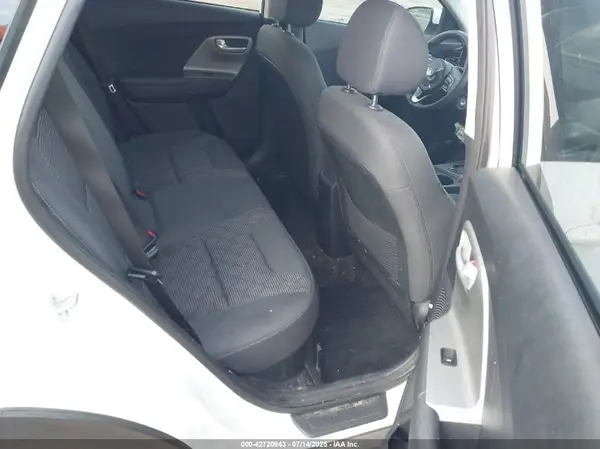 KNDCB3LCXM5470141 2021 KIA NIRO - Image 8