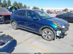 KNDCB3LCXM5470902 2021 KIA NIRO