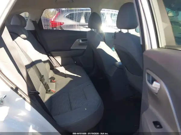 KNDCB3LCXM5471564 2021 KIA NIRO - Image 8
