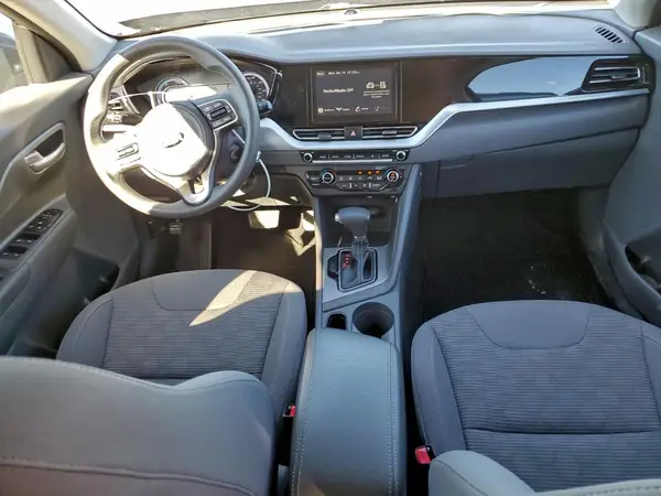 KNDCB3LCXM5477378 2021 KIA NIRO - Image 8